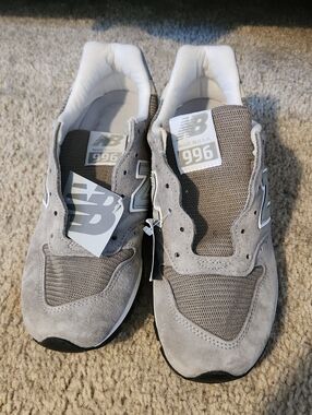 New Balance 996 Made in USA Core Grey Silver U996GR Mens 7 / Womens 8.5 NWT